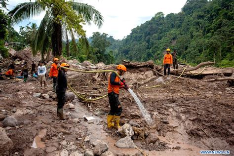 Mueren 32 Personas Por Inundaciones Y Deslizamientos De Tierra En Oeste