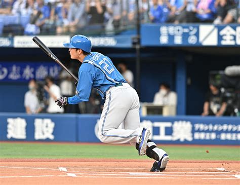 【日本ハム】清宮幸太郎、復帰後初安打＆今季初盗塁 第1打席でバウアーの1球目をとらえる プロ野球写真ニュース 日刊スポーツ