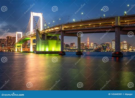 View of Rainbow Bridge in Tokyo at Dusk Stock Image - Image of bkyline ...