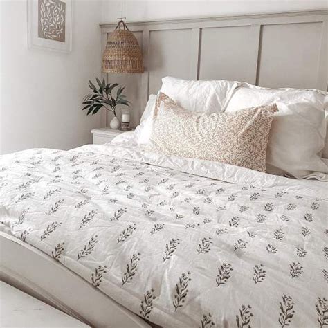 Lofty Cotton Slub Wood Block Floral Quilt White Threshold Designed