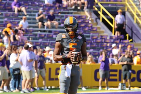 Nfl Stars National Media Praise Tennessee Volunteers Quarterback Hendon Hooker After Lsu Win