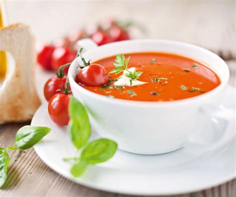 Easy recipe Tomato velouté soup