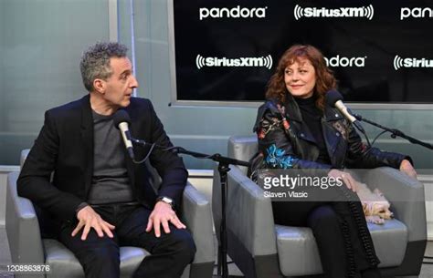 John Turturro Susan Sarandon Photos Et Images De Collection Getty Images