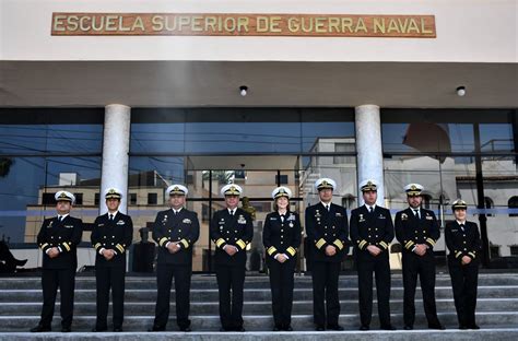 Visita De La Presidente De La Escuela De Guerra Naval De Los Estados