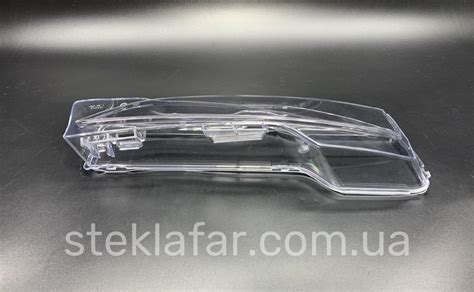 Стекло противотуманной фары Tesla Model 3 (2017-2022)