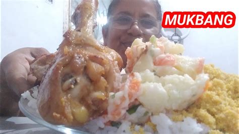 Mukbang Comendo Frango Assado Maionese Farofa Arroz Feij O E Pimenta