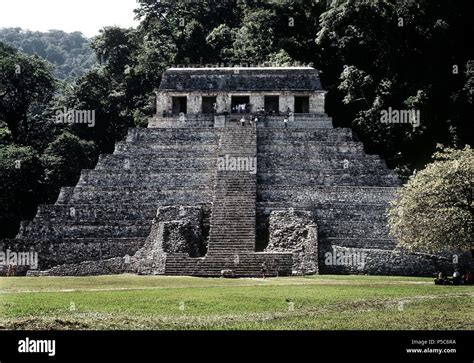 Templo De Las Inscripciones Vista Del Conjunto Arte Maya Location