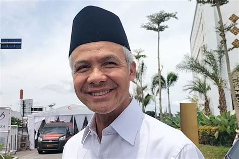 Foto Profil Ganjar Pranowo Capres Dari PDI P