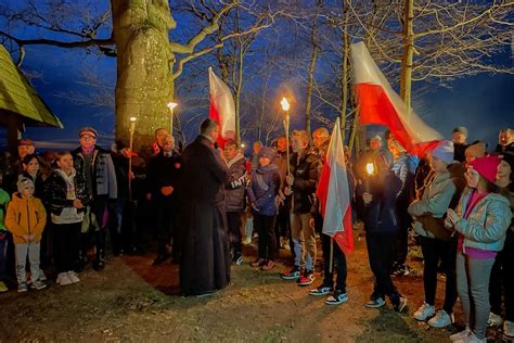 Tereszpol Marsz Patriotyczny Na Wzg Rze Polak Zdj Cia