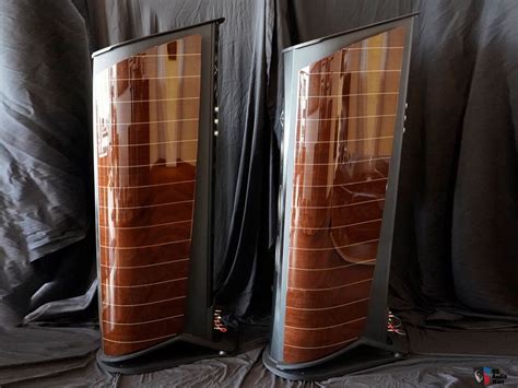 Sonus Faber Aida Ii Loudspeakers Excellent Wenge Finish 140000