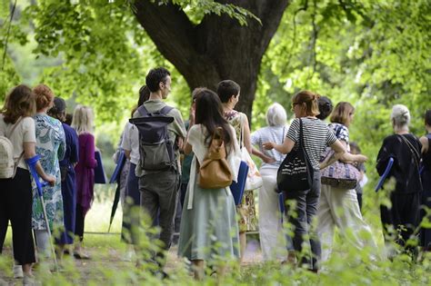 9 Juni 2024 VOLLE BLÜTE im Botanischen Garten Wien Kunst und Literatur