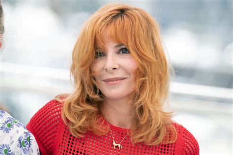 Mylène Farmer brise un nouveau record Public