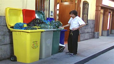 Aqu No Hay Quien Viva Temporada Cap Tulo Rase El Reciclaje