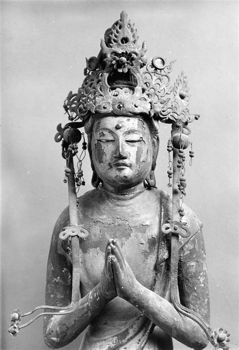 Kannon The Bodhisattva Of Compassion Museum Of Fine Arts Boston