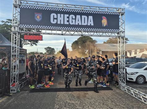 Polícia Militar do Piauí realiza corrida em comemoração de um ano do