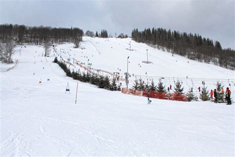 O Rodek Narciarsko Rekreacyjny Harenda Narty I Snowboard Zakopane