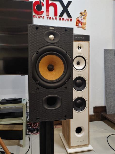 Bowers Wilkins B W Large Bookshelf Speaker Dm S Crown Stand