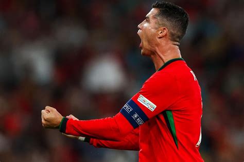 Cristiano Ronaldo Marca Un Golazo De Mil Millones De Seguidores El Comercio