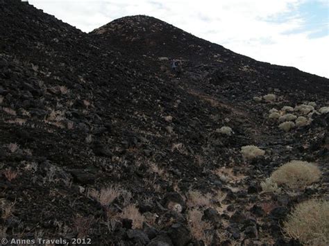 Day-Use Volcano: Amboy Crater – Anne's Travels