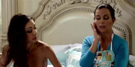 Trinity St Clair Tricked Her Stepmother Kobe Lee Porn Tnaflix