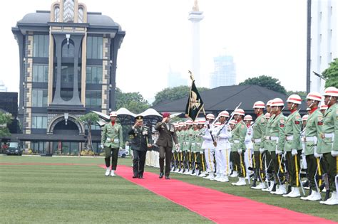 Jenderal Tni Dr Dudung Abdurachman Anugerahkan Bintang Kartika Eka