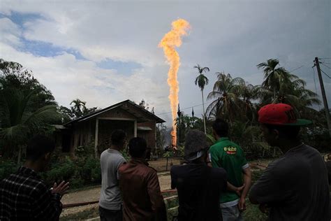 Sumur Minyak Tradisional Di Aceh Akhirnya Padam