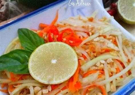 Resep Salad Pepaya Muda Khas Thailand Som Tam Oleh Ge Adhian Cookpad