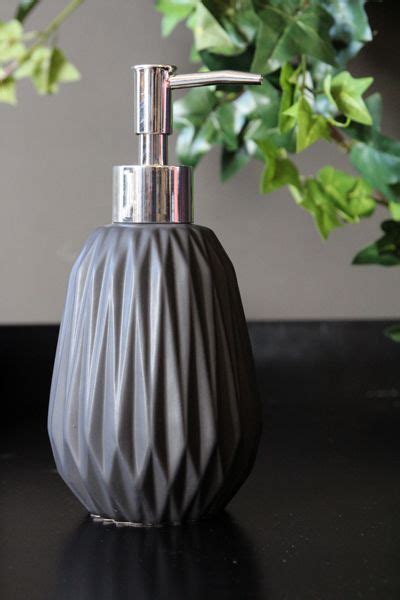 Geometric Soap Dispenser Black Soap Dispenser Vintage Style Bathroom