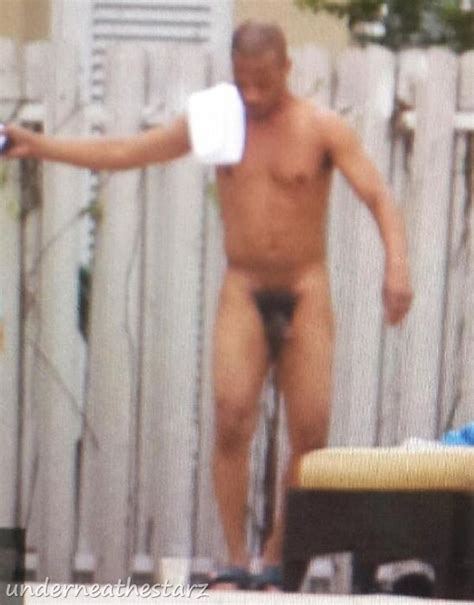 Drake Leaked Self Cock Photo Hits Web Naked Male Celebrities
