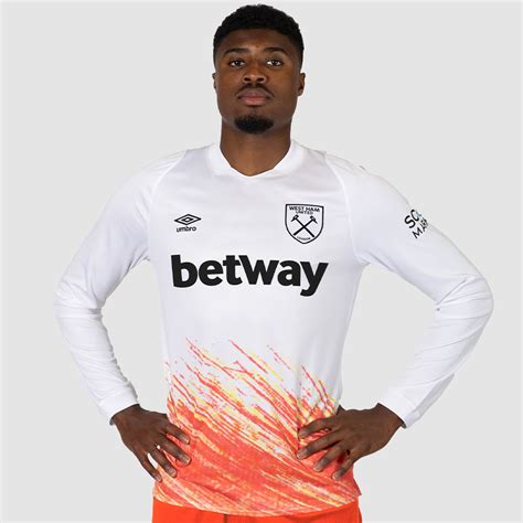 Nova Terceira Camisa Do West Ham Umbro Mdf