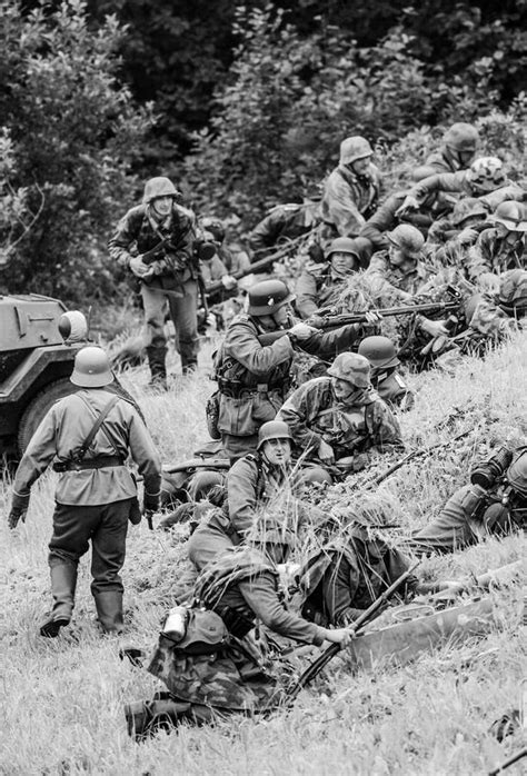 Battlefield Soldiers With Black And White Editorial Photo Image Of