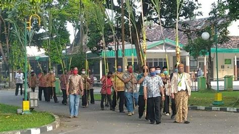 Pernikahan Tebu Di PG Tasikmadu Menjaga Tradisi Di Tengah Pandemi KRJOGJA