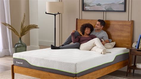 How to Choose the Right Mattress Firmness - Lucid