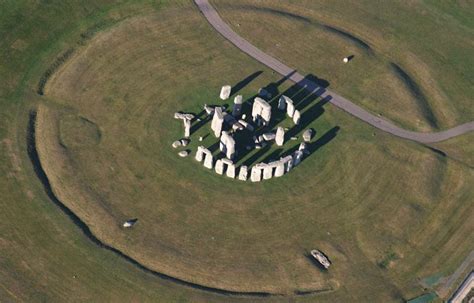 Images and Places, Pictures and Info: stonehenge aerial view