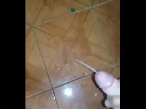 masturbándome y me corro encima XVIDEOS