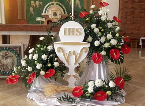 Church Flower Arrangements Church Flowers Corpus Christi Altar