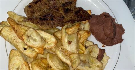 Carne Asada con tajadas Receta de Lizeth Fuentes- Cookpad