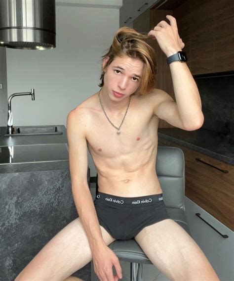 Daily Gay Guys 4 U On Twitter Cutie Https T Co BPMwg6BguP Twitter