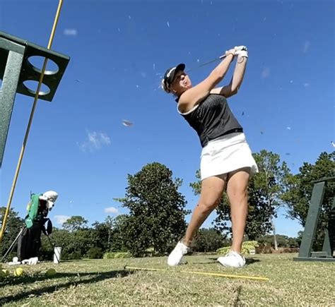 Trans golfer Hailey Davidson makes cut, hopes alive for LPGA tour card ...