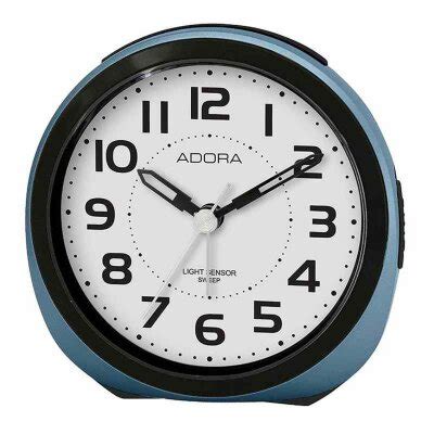 Adora Wecker Analog