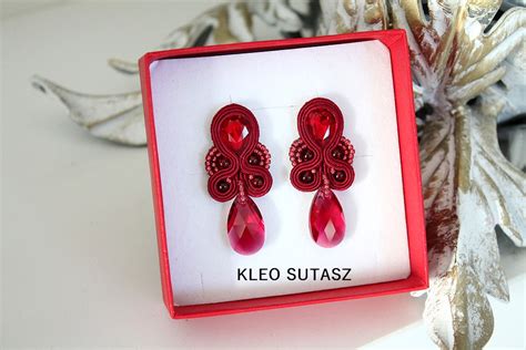 HELIOTROPE BORDOWE KOLCZYKI SUTASZ ELEGANCKIE SWAROVSKI RUBY PIĘKNE