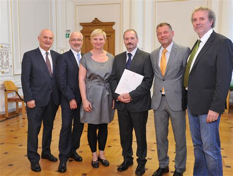 Neuer Leiter F R Magistratisches Bezirksamt Mba Bestellt Presse