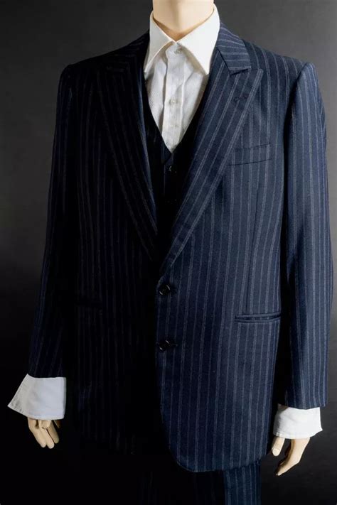 Al Pacino S Iconic Scarface Pinstripe Suit Is Set To Fetch K At