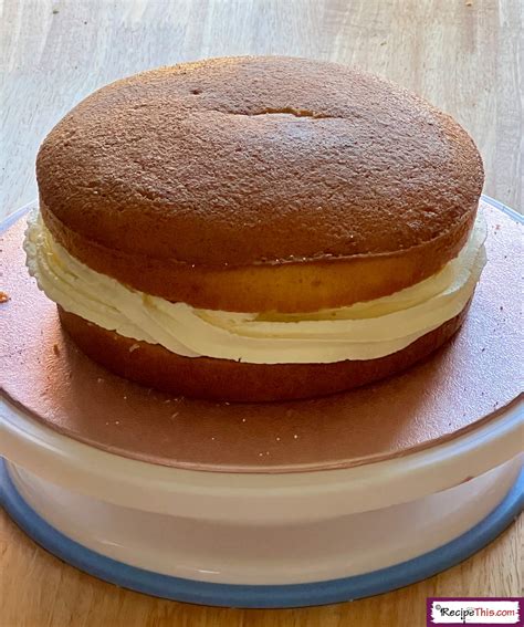 Recipe This Victoria Sponge Cake In Air Fryer