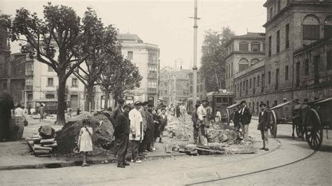 La Esquina Eterna De Atxuri En Bilbao