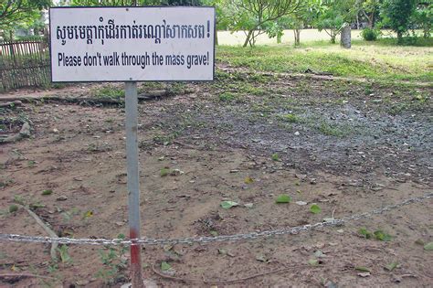 Choeung Ek Killing Fields - Wartime Museum in Phnom Penh – Go Guides