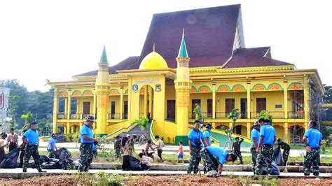 Lanud Rhf Tanjung Pinang Gelar Karya Bakti Kebersihan Dalam Rangka