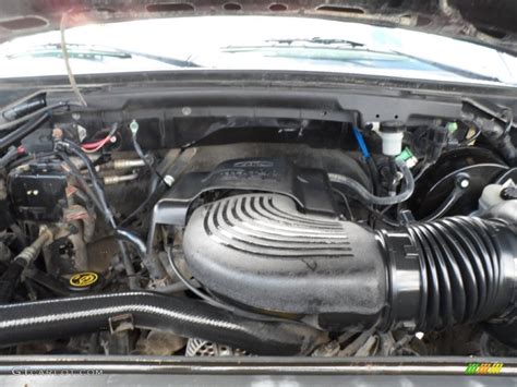 2000 Ford F150 Xl Regular Cab 4x4 46 Liter Sohc 16 Valve Triton V8