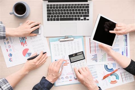 Employers Guide to What is Payroll? From BrightHR
