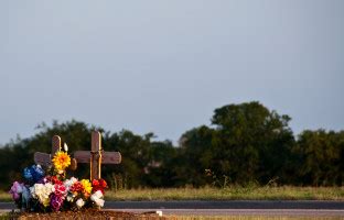 Roadside crosses: Personal shrines in public places | The Christian Century